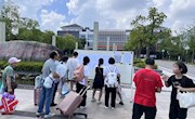 青春正当时，汗水铸梦想