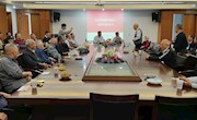我校开展重阳节慰问退休教职工活动