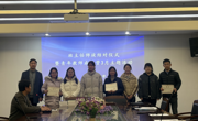青蓝相继 共育未来——甪直高级中学举行班主任师徒结对仪式暨青年教师成长营3月主题活动