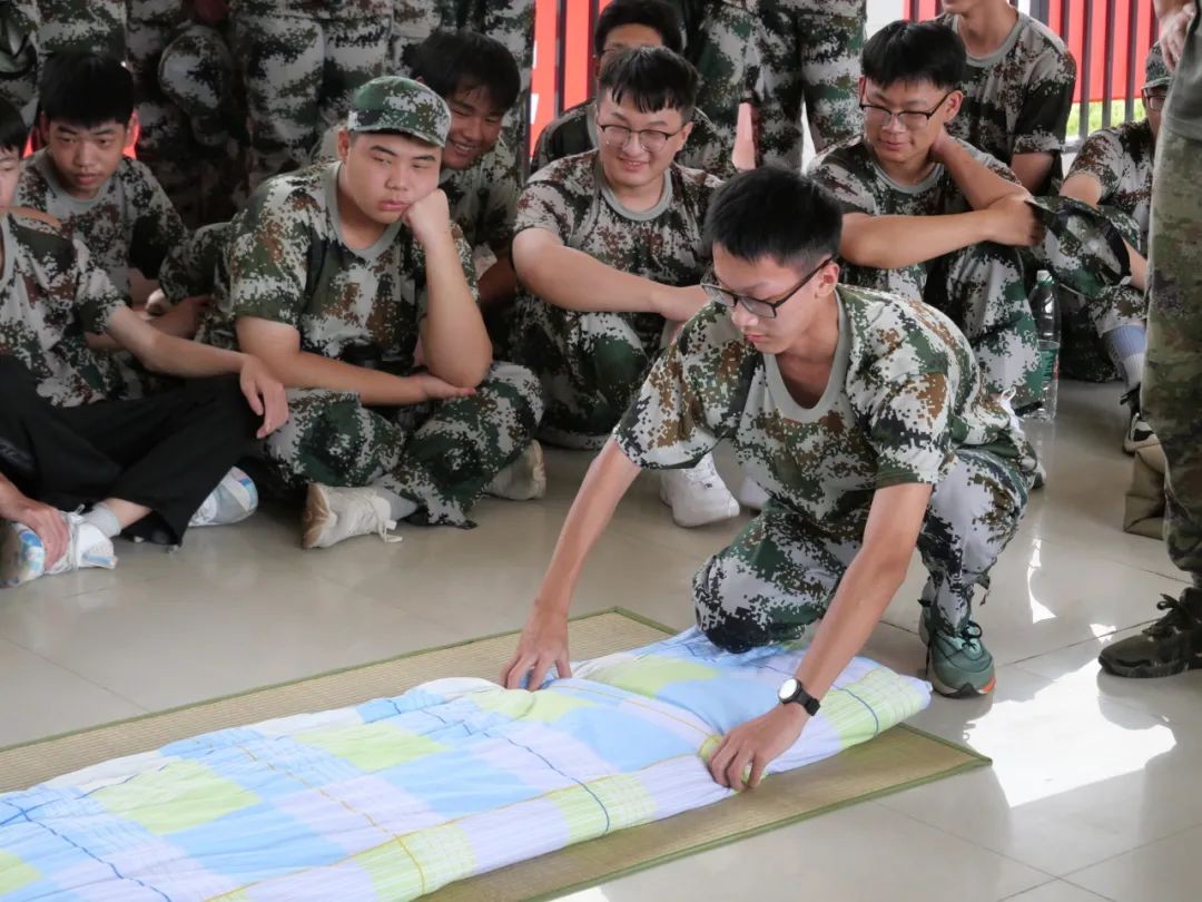 呦呦“甪”鸣‖高一（7）班：向阳成长，逐梦前行