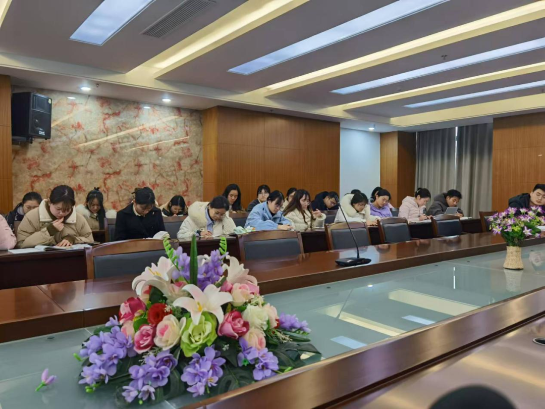 护航学生，共话将来——甪直高级中学举行12月青年教师成长营活动