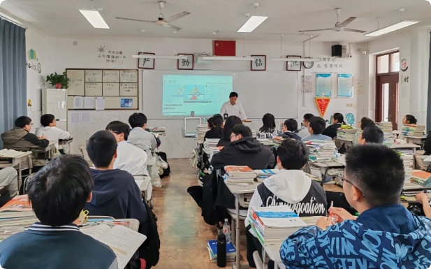 教以匠心，研以创新——吴中区高中数学（朱晓祥）名师工作室第六次集中研修活动在我校开展